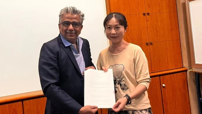 RRP Electronics signed an MoU with Palm Tech to develop advanced displays, including TFT LCDs, OLEDs, and touch panels.